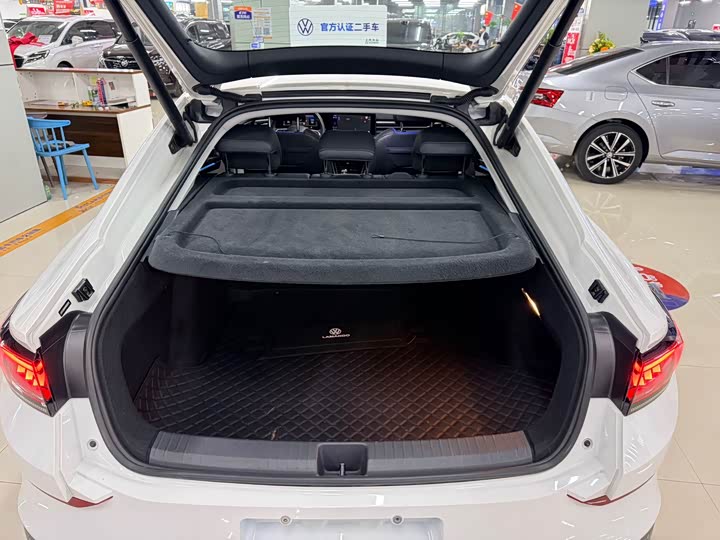 Фото 13 - Volkswagen Lamando L