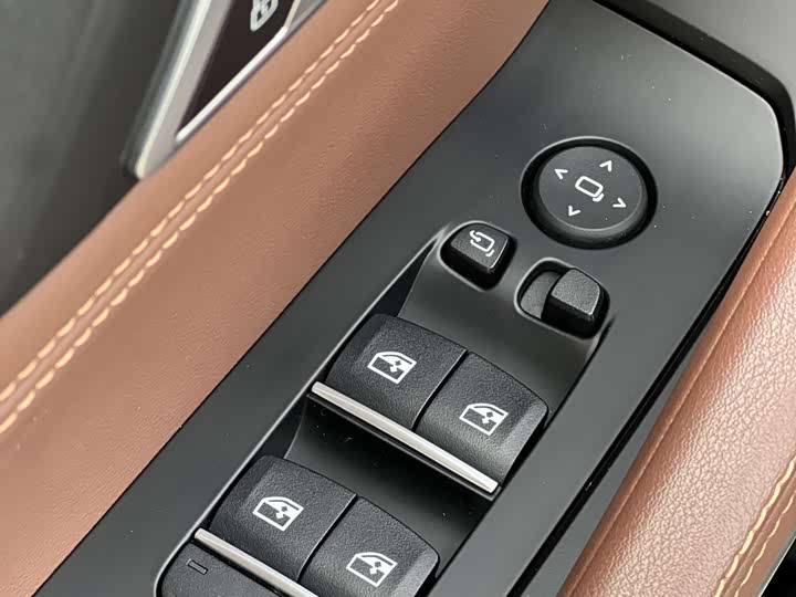 Фото 12 - BMW X6