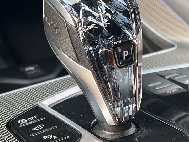 Фото 14 - BMW X6