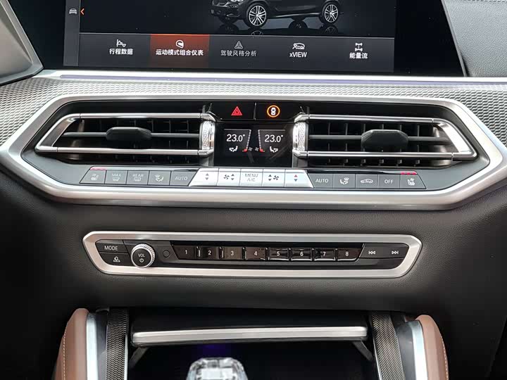 Фото 18 - BMW X6