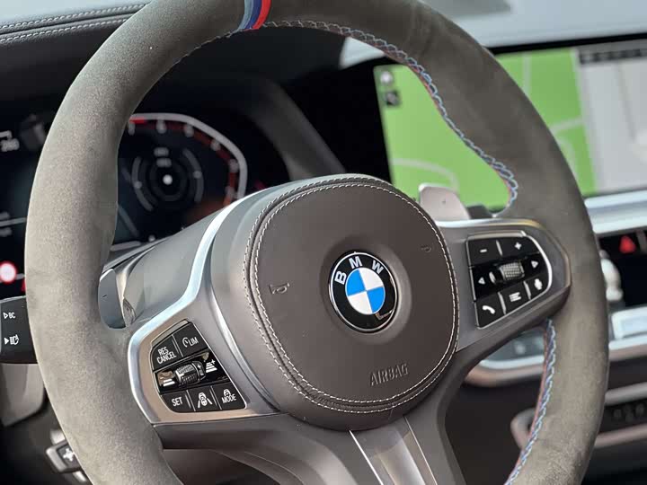 Фото 9 - BMW X6