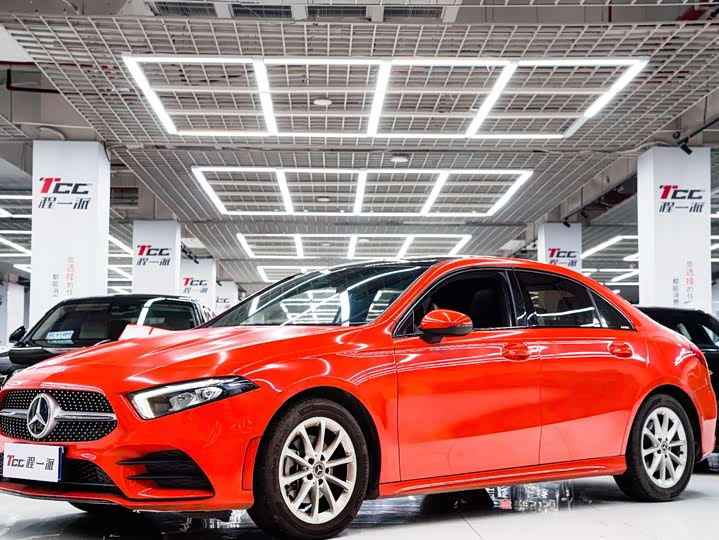 Фото 1 - Mercedes-Benz A-Class