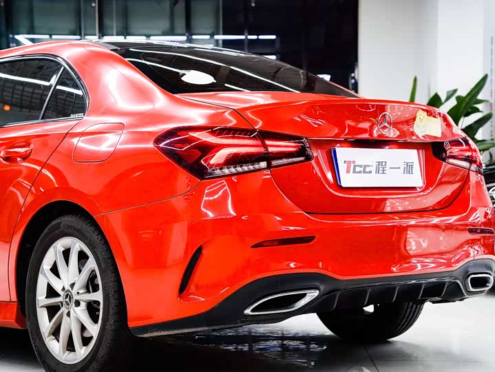 Фото 11 - Mercedes-Benz A-Class