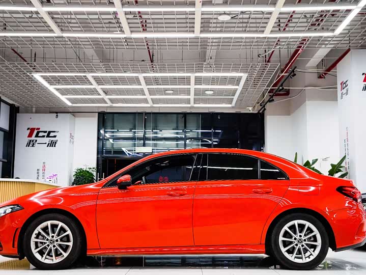 Фото 4 - Mercedes-Benz A-Class