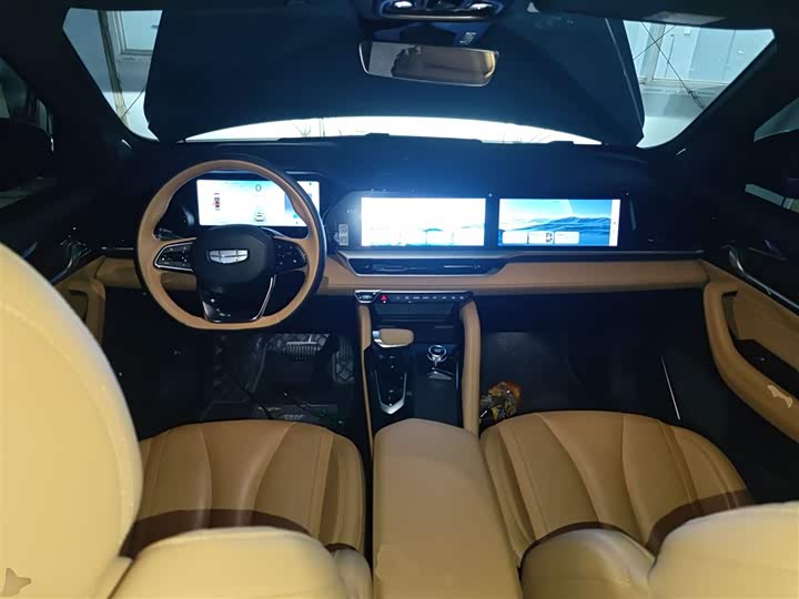 Фото 10 - Geely Monjaro L Hybrid