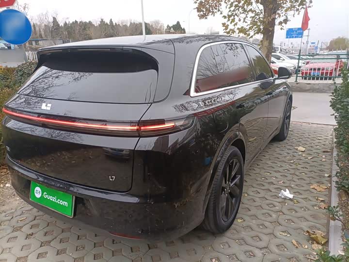 Фото 7 - LiXiang L7