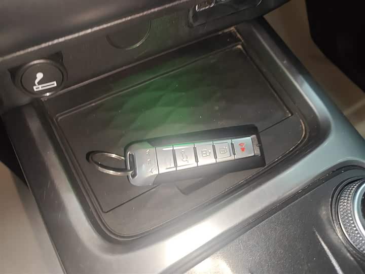 Фото 9 - Tank 300