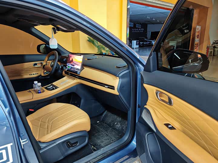 Фото 5 - Geely Galaxy Starship 7