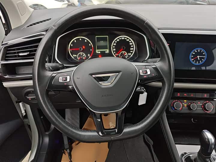 Фото 11 - Jetta VS7