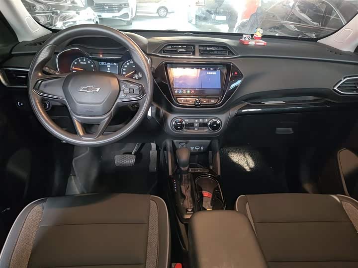 Фото 10 - Chevrolet Trailblazer