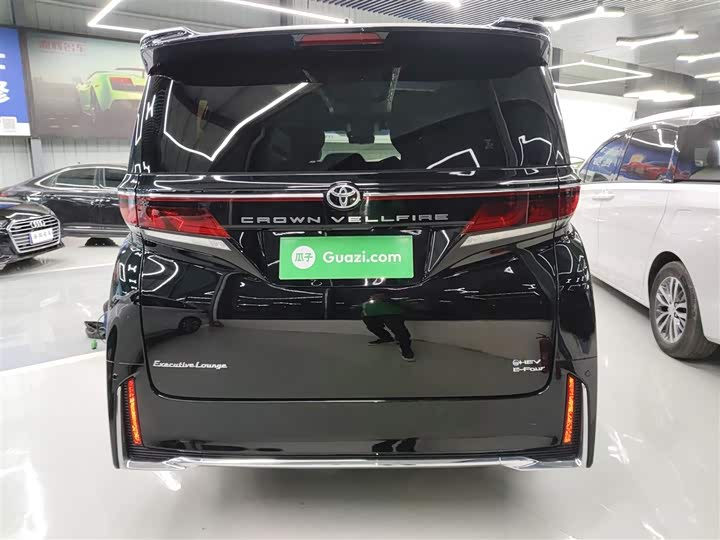 Фото 6 - Toyota Vellfire