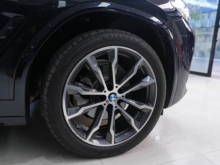 Фото 17 - BMW X3