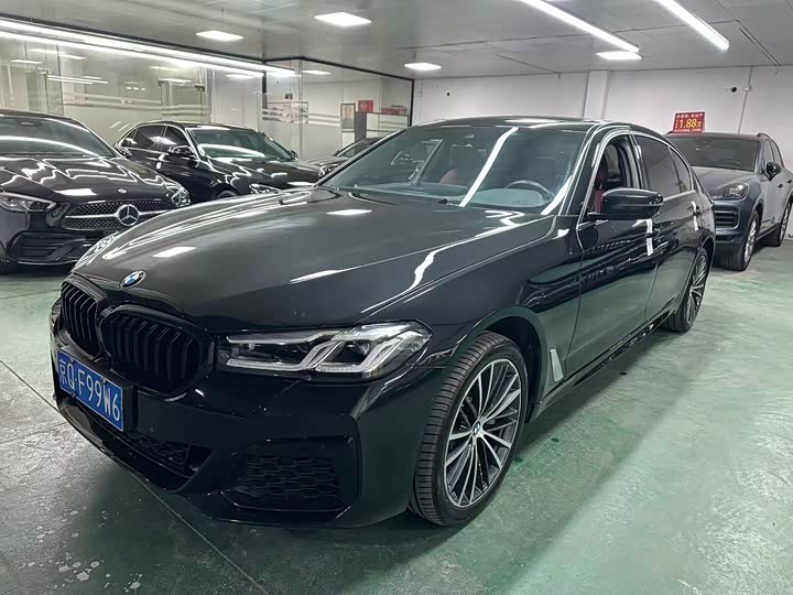 Фото 1 - BMW 5 Series