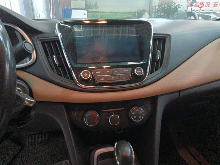 Фото 13 - Chevrolet Monza