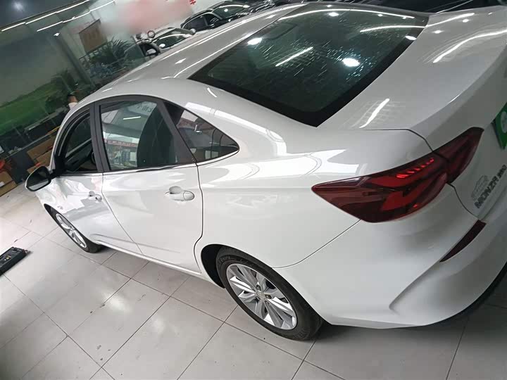 Фото 5 - Chevrolet Monza