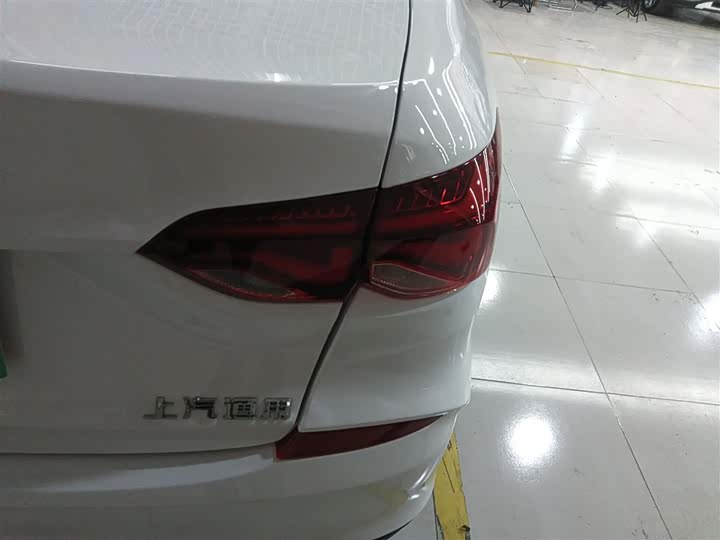 Фото 8 - Chevrolet Monza