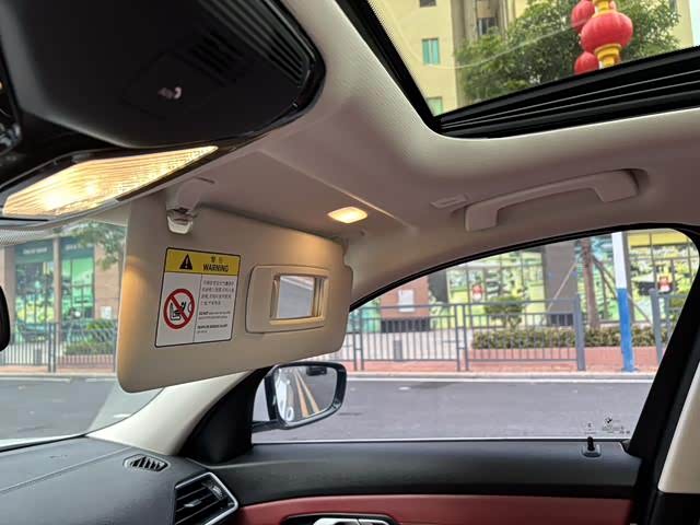 Фото 14 - BMW 3 Series