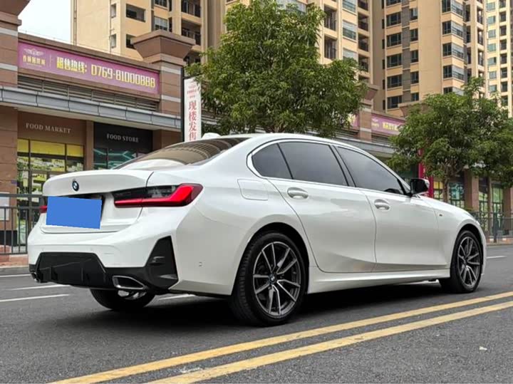 Фото 22 - BMW 3 Series