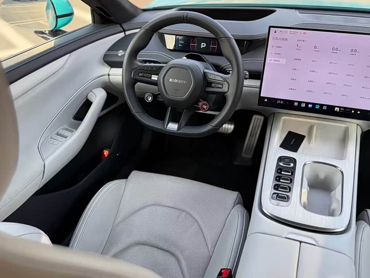 Фото 19 - Xiaomi SU7