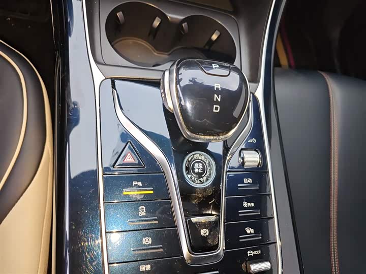 Фото 14 - BYD Qin Plus