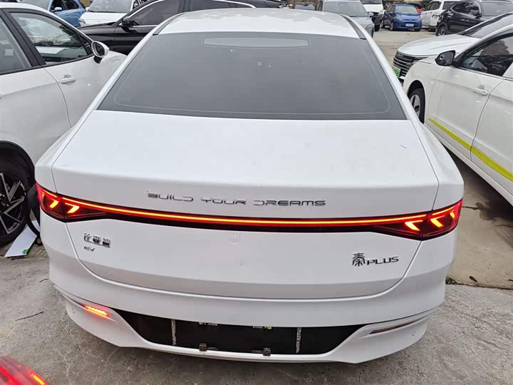 Фото 6 - BYD Qin Plus