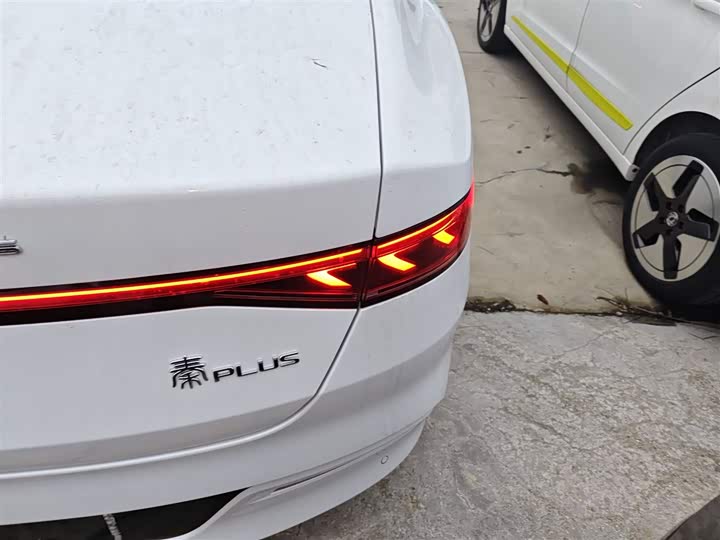 Фото 8 - BYD Qin Plus