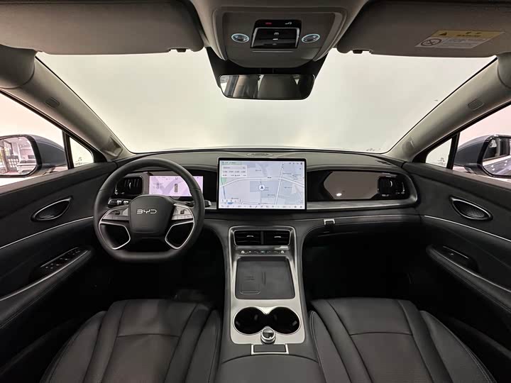 Фото 21 - BYD Sea Lion 07 DM-i Hybrid