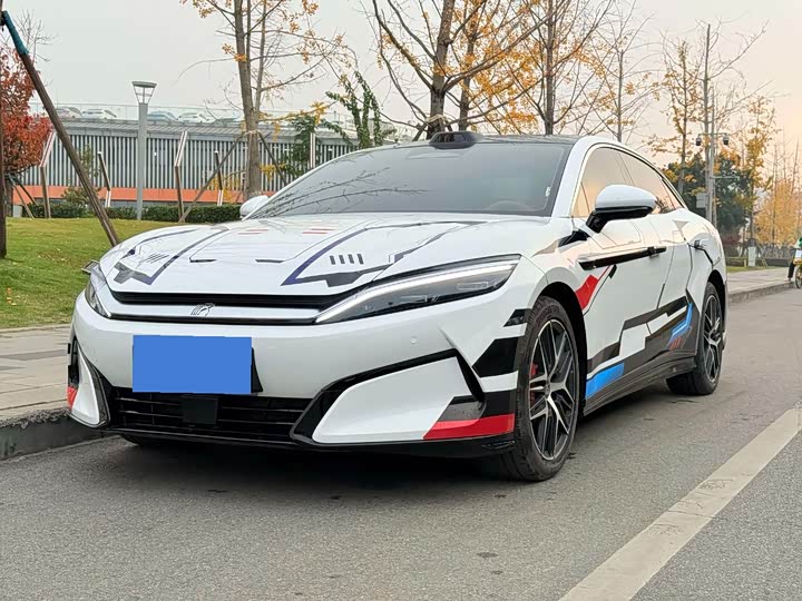 Фото 1 - BYD Han L