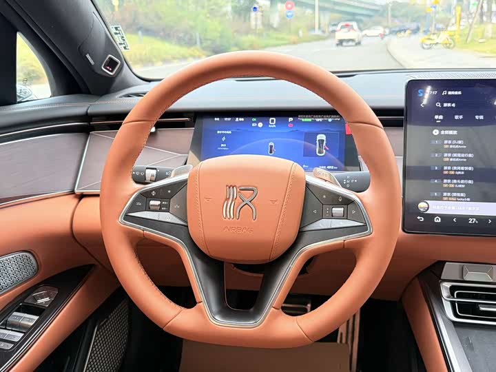 Фото 17 - BYD Han L