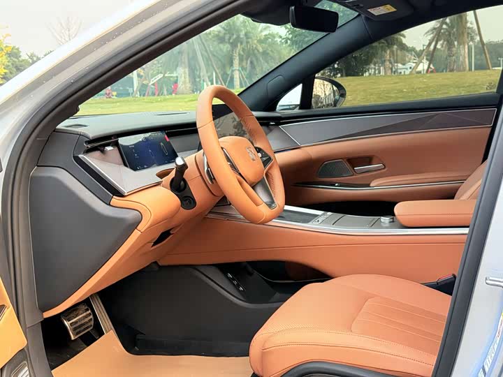 Фото 19 - BYD Han L