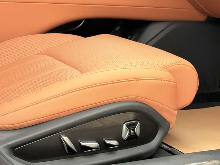 Фото 21 - BYD Han L