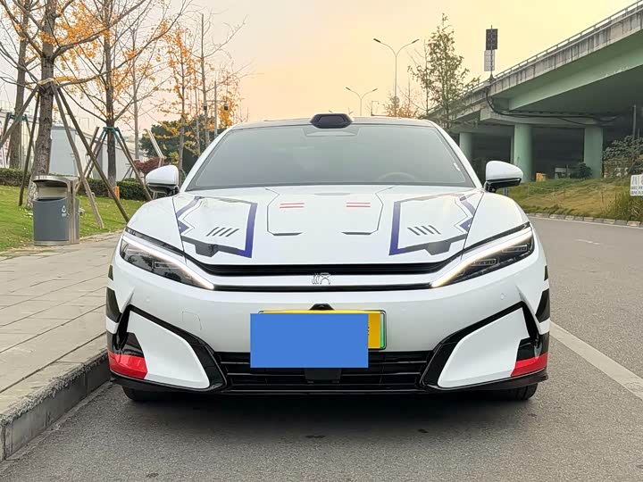 Фото 5 - BYD Han L