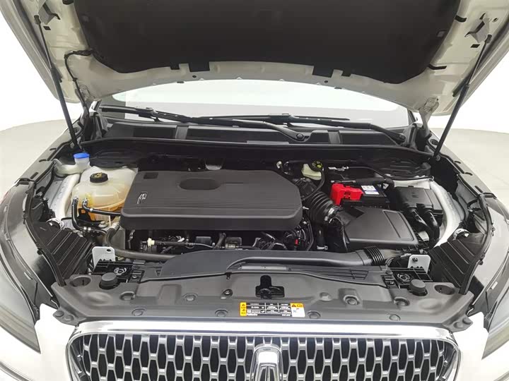 Фото 6 - Lincoln Corsair