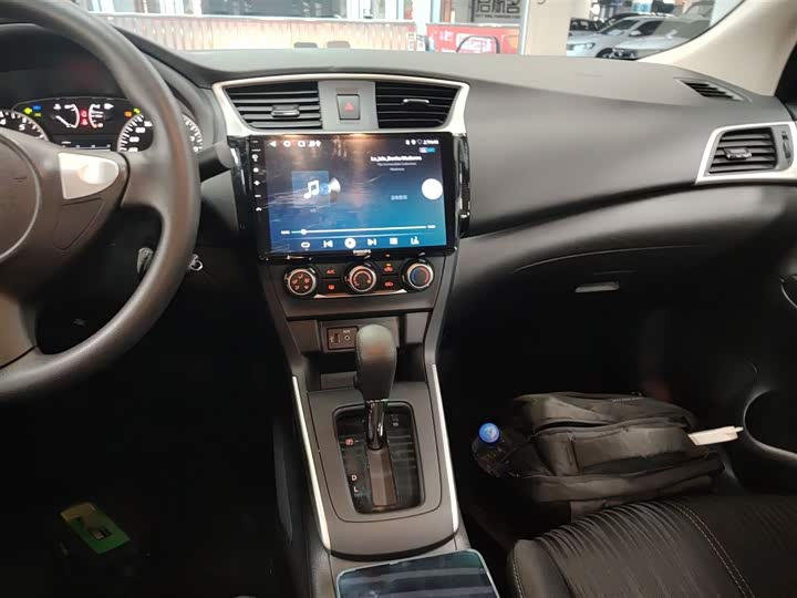 Фото 5 - Nissan Sylphy