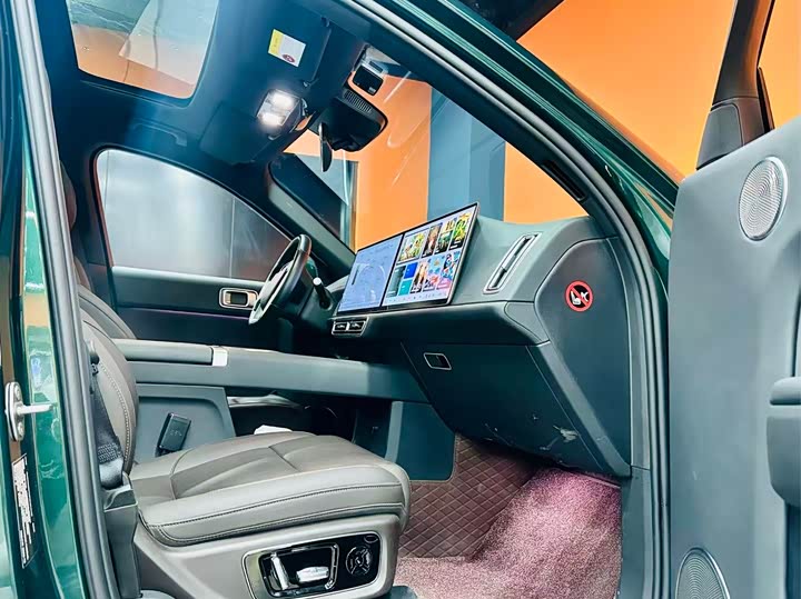 Фото 12 - LiXiang L9