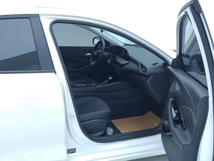 Фото 8 - Buick Verano