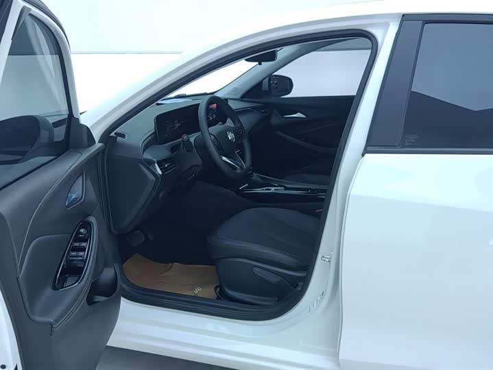 Фото 9 - Buick Verano