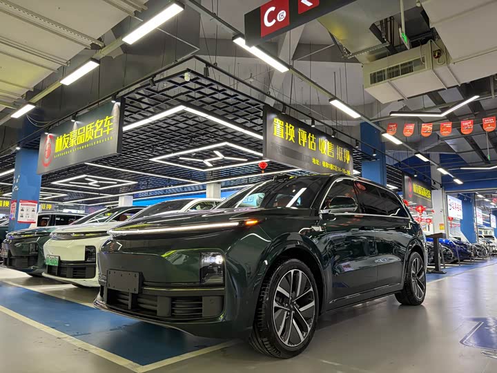 Фото 1 - LiXiang L9