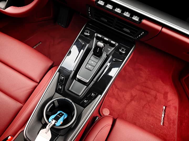 Фото 16 - Porsche 911