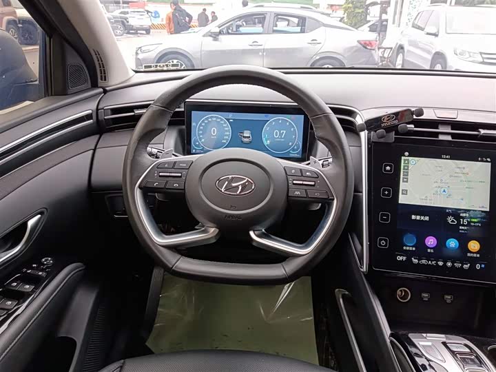 Фото 11 - Hyundai Tucson L