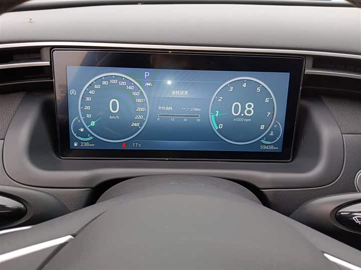 Фото 12 - Hyundai Tucson L