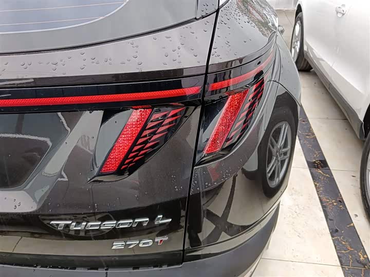 Фото 8 - Hyundai Tucson L