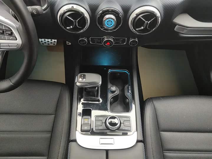 Фото 16 - BAIC Beijing BJ40