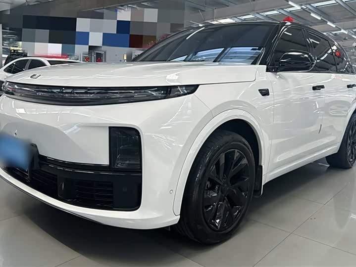 Фото 1 - LiXiang L7