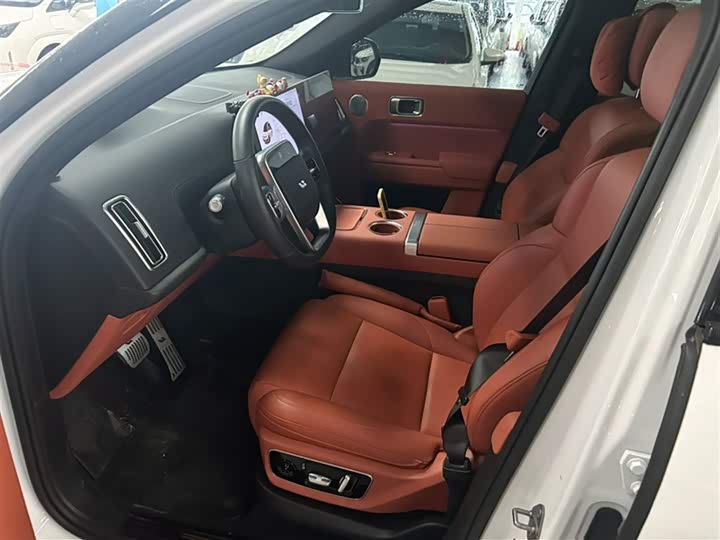 Фото 14 - LiXiang L7