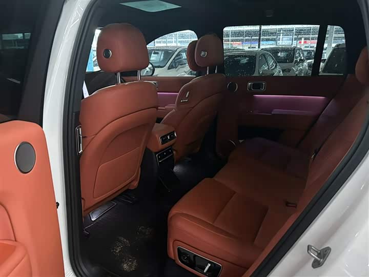 Фото 15 - LiXiang L7