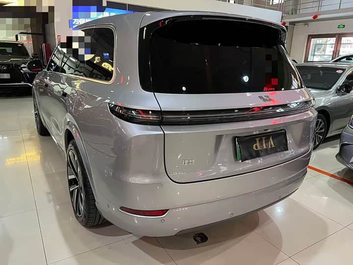 Фото 10 - LiXiang L9