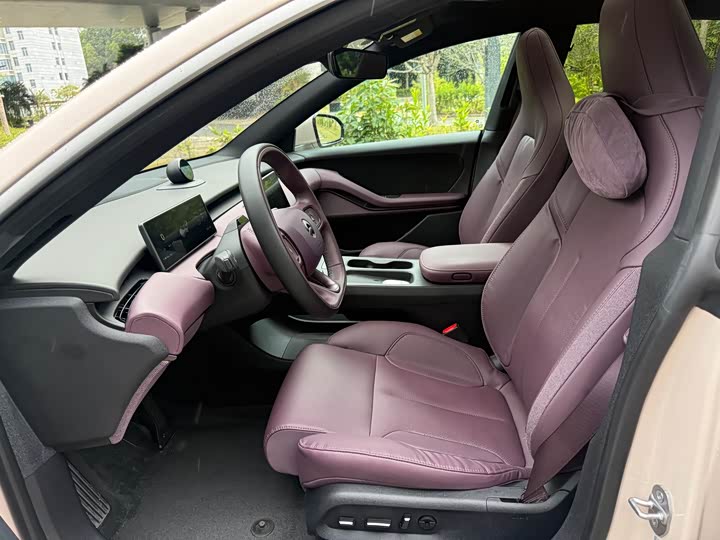 Фото 10 - Nio ET5