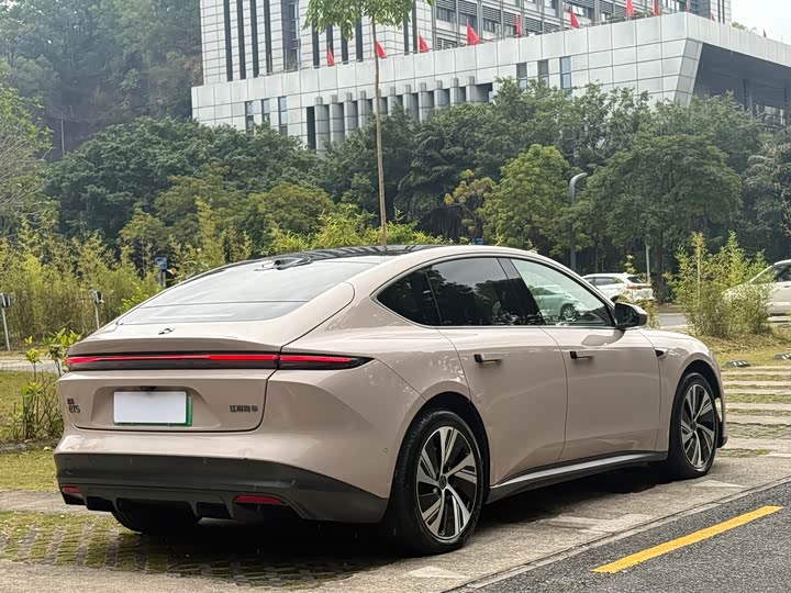 Фото 7 - Nio ET5