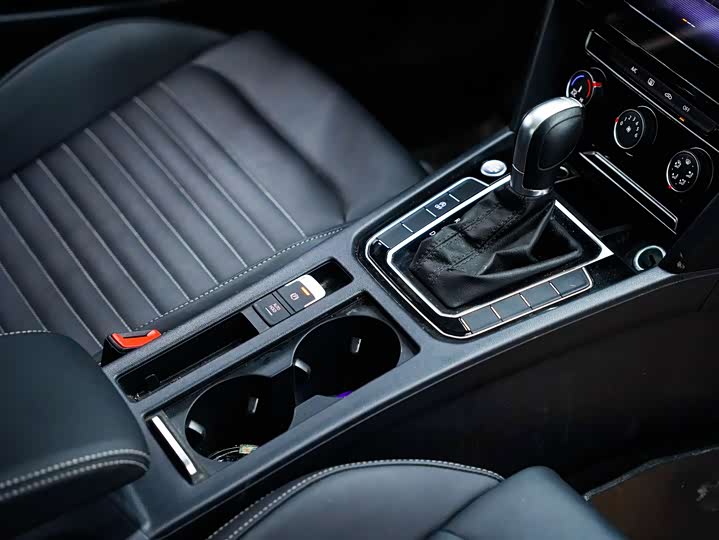 Фото 9 - Volkswagen Magotan